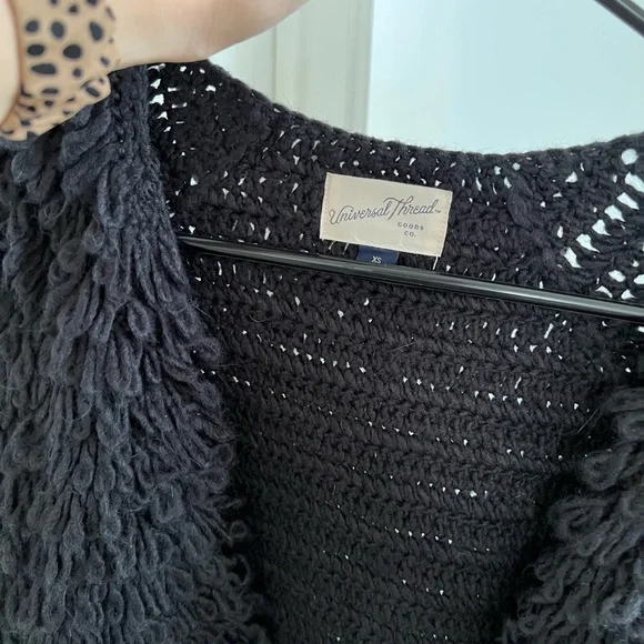 Universal Thread cardigan - Picture 2 of 3